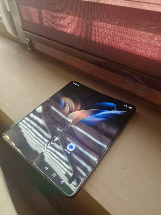 Samsung  Zfold4  512GB 12RAM