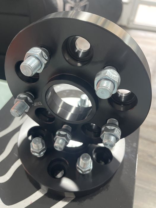 2 Distantieri Tesla S-X grosime 24 mm.