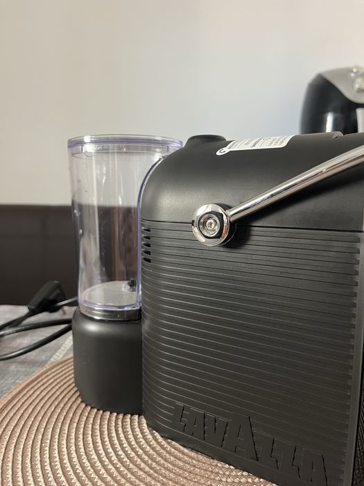 Espressor cu capsule aparat cafea Lavazza a modo mio