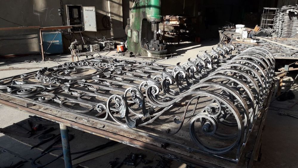 Установка железных дверей