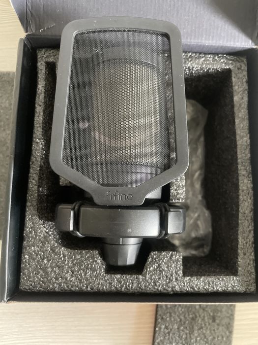 Продам микрофон от fifine A6V