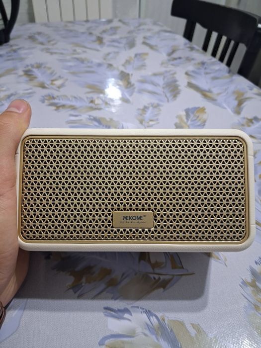 Колонка "wekome"