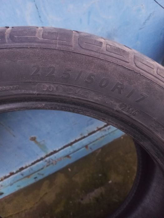 Продам комплект зимней и летней резины
