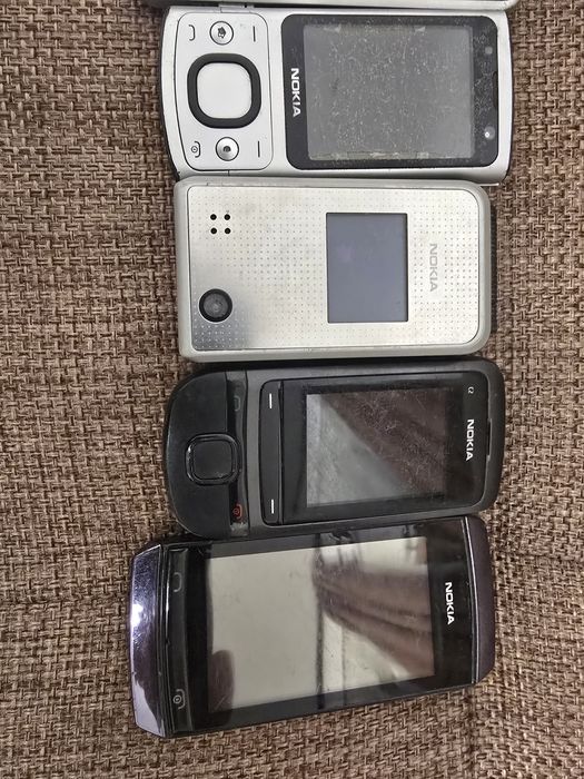 Telefoane Nokia vechi cu defecte
