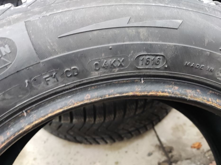 175/65/14 Michelin Alpin