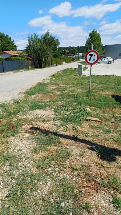 Teren intravilan Ciolpani, km 35