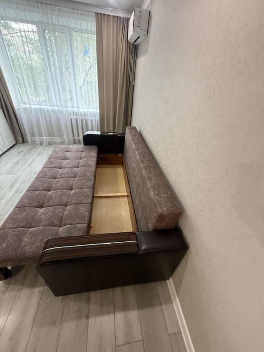 Продаю диван срочно