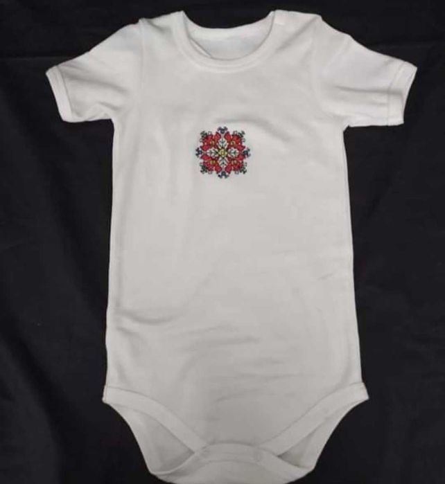 Боди щампа/бродерия