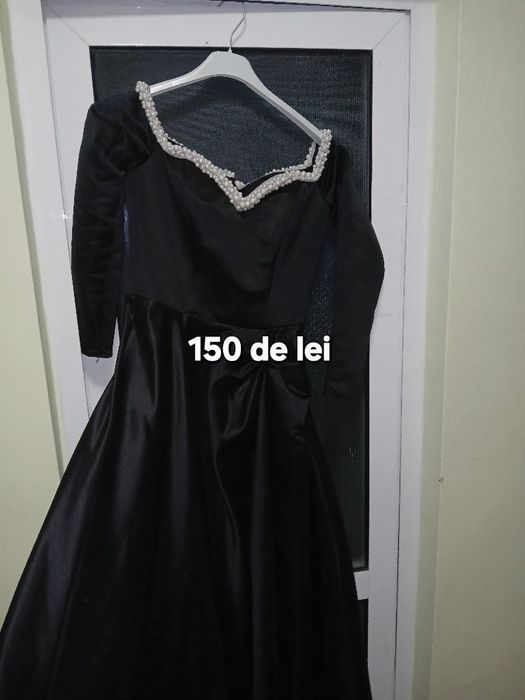 Rochie de bal cu perle