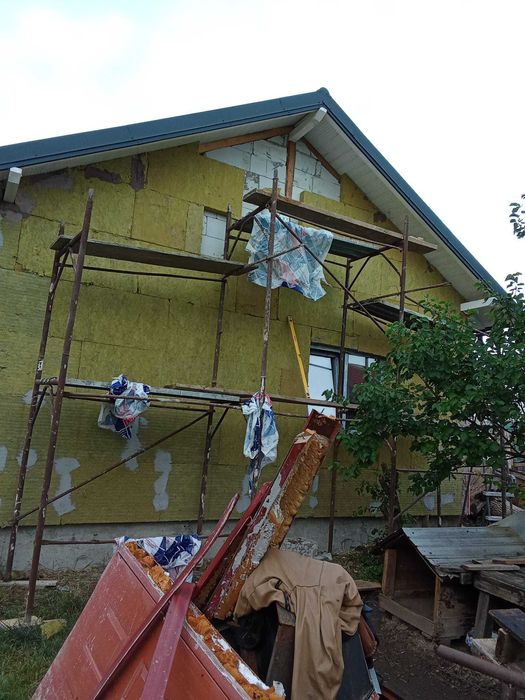 Executam constructii