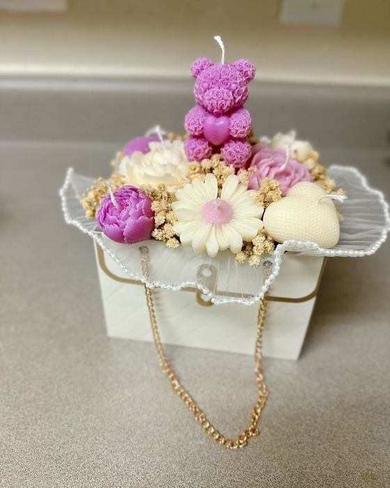 Ароматни свещи за подарък.