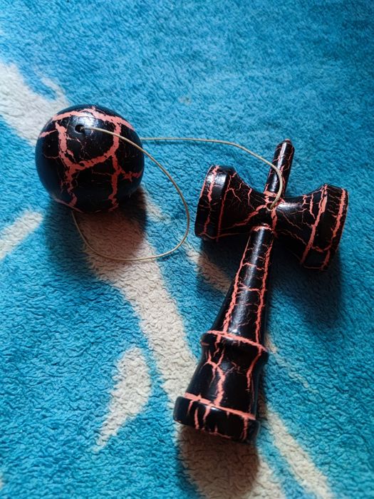 Kendama din lemn