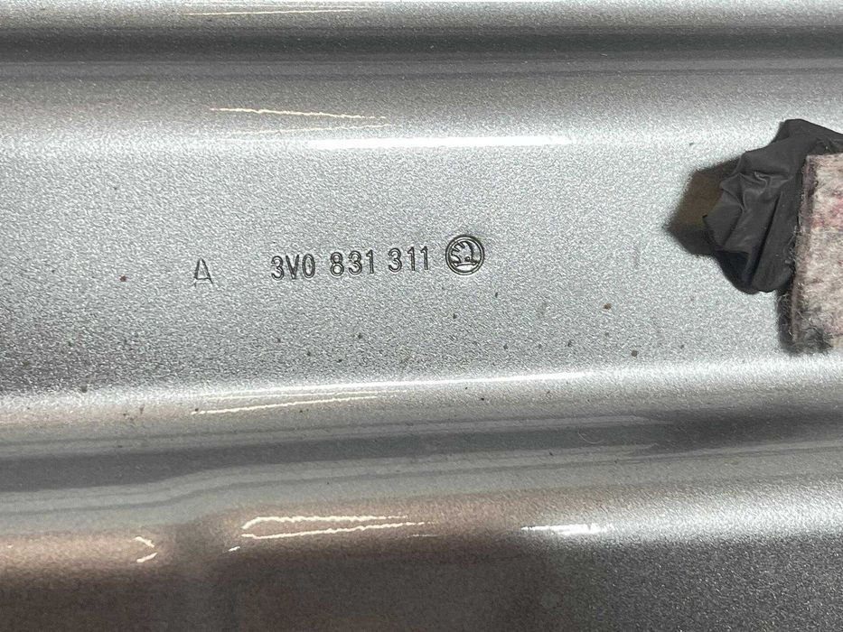 Предна лява врата за SKODA Superb 3V
