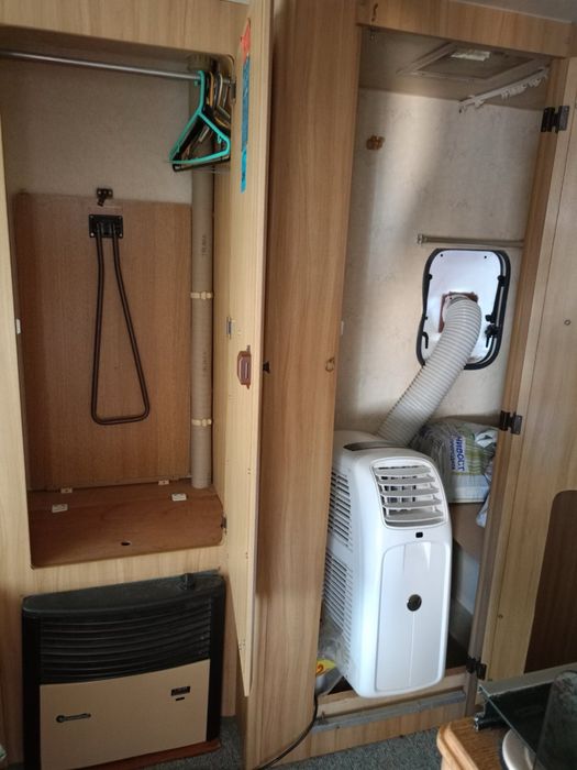 Продава се Къща в Черноморец - 1 кв.м за 24225 €/кв.м - Снимка #3