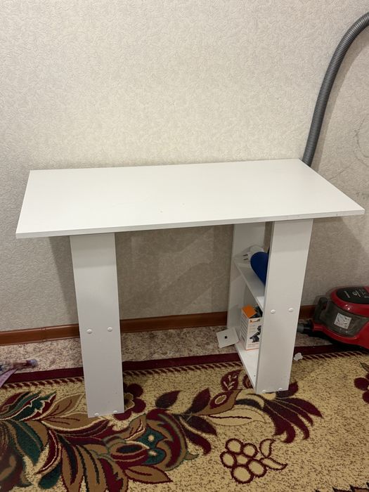 Продается стол в хорошем состоянии