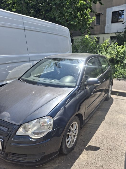 VOLKSWAGEN Polo 2009 — imagine 3