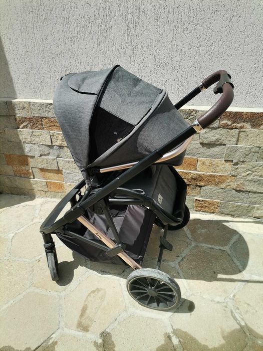 Бебешка количка + столче за хранене