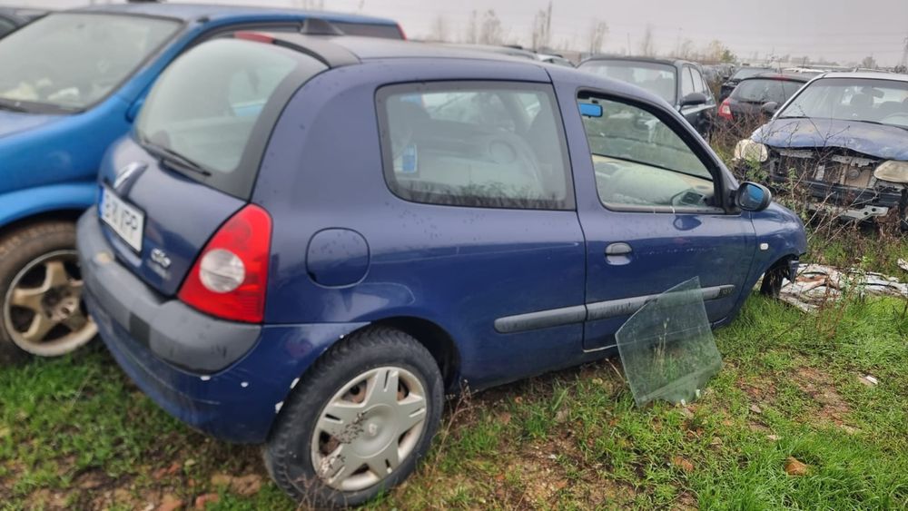 Renault clio symbol capota usi bara stopuri aripa usa portbagaj hayon