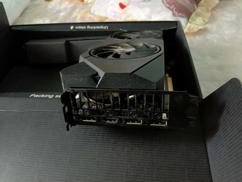 Vând placă video ASUS RTX 2080 SUPER