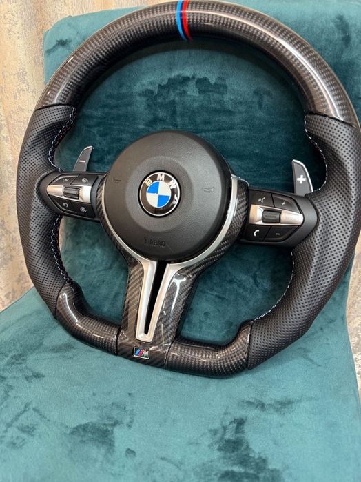 Volan BMW M Sport Carbon padele Seria 1 2 3 4 5 6 7 X1 X3 X4 X5 X6 E60 E90 F01 F10 F30 F32 F36 F15 F16