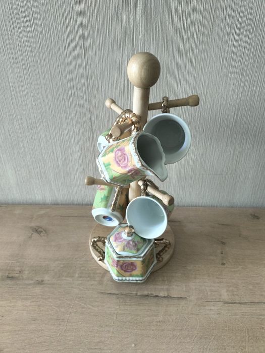 Кофейный сервиз в подставке