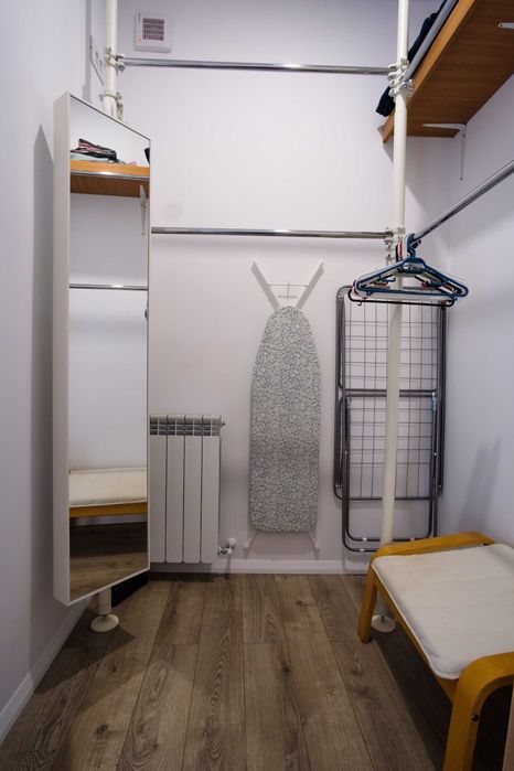 De inchiriat casa 2 camere renovata mobilata cu curte mare si vegetatie - Plevnei-Gara de Nord - Direct proprietar