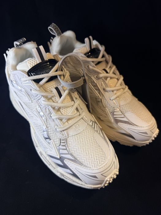 Off White-Be right back 43