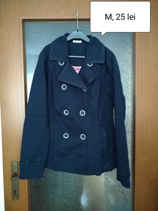 Trench-uri, jachete, geci mărime M