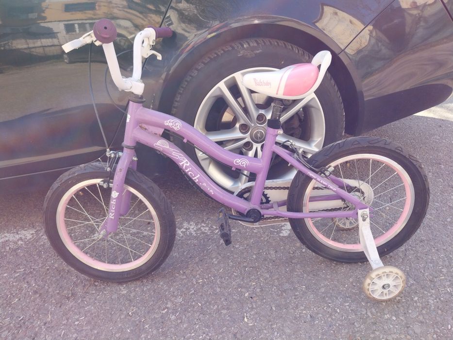 Bicicleta pentru fetite
