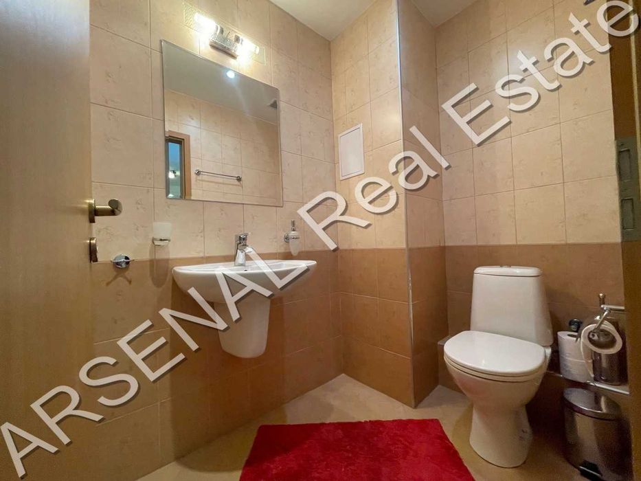 Тристаен апартамент под наем, Лозенец