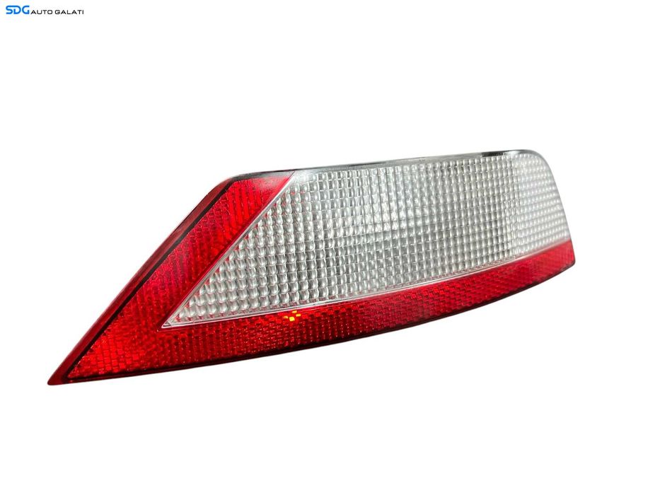 Stop Lampa Tripla Ceata Stanga de pe Spoiler Bara Spate Ford Focus 2 Hatchback 2007 - 2010 Cod 8V41-15K273 8M51-15501 [LR0509]