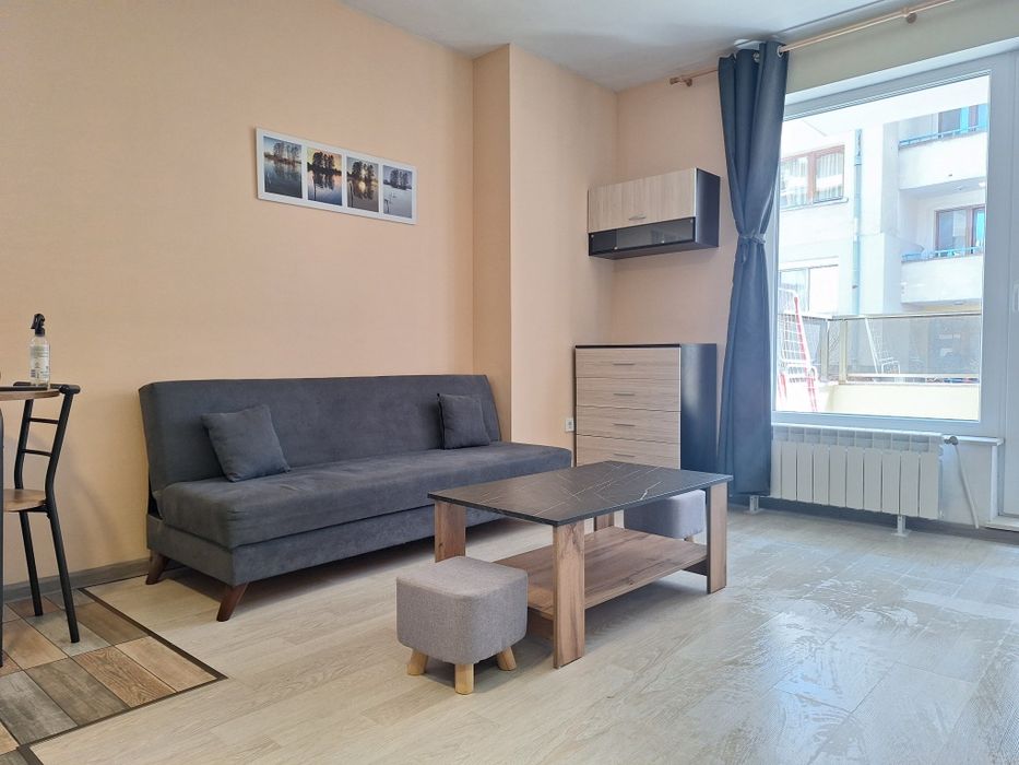 Давам под наем апартамент