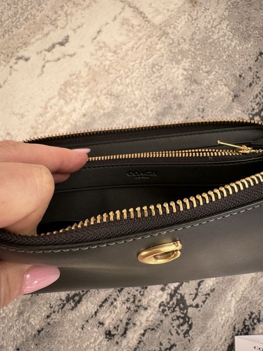 Portofel Coach ,culoare neagra din piele