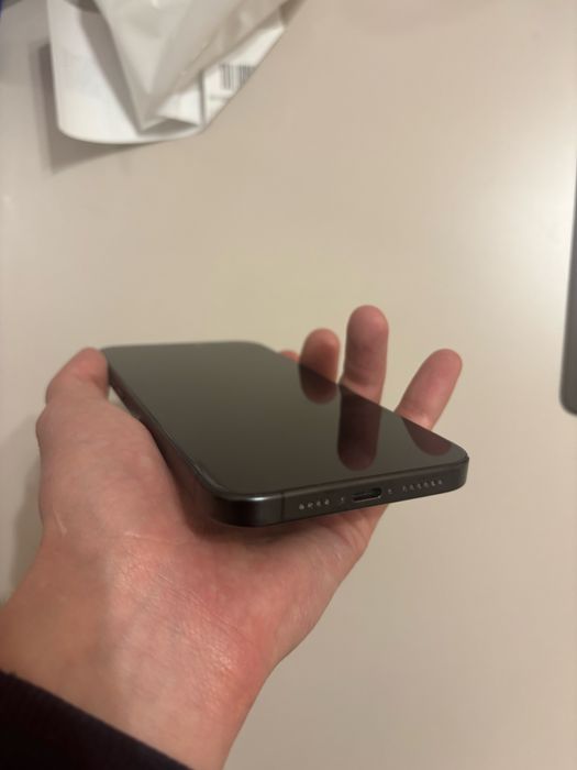 Продам iphone 15 pro max