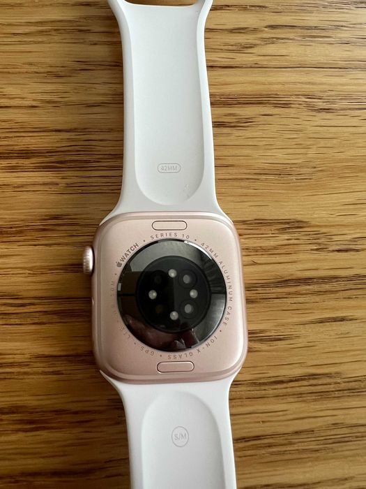 Apple Watch Series 10, GPS, Rose Gold Aluminium 42mm, NOU