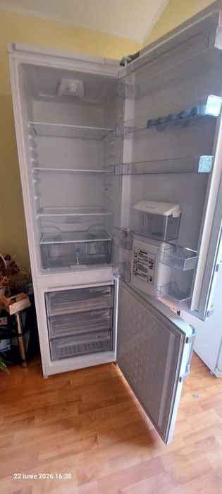 Se vinde frigider Beko, stare buna de functionare
