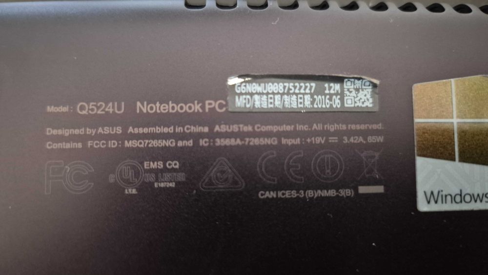 Laptop Notebook ASUS, Model Q524U, adaptabil tableta, stare excelenta