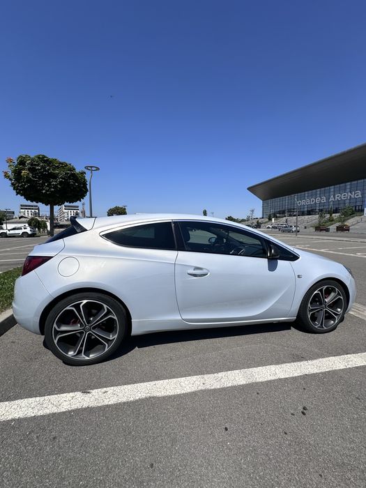 Opel Astra J GTC OPC-Line FULL