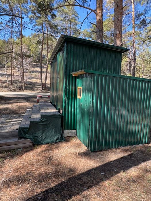 Продам Туалет на ТРИ кабины