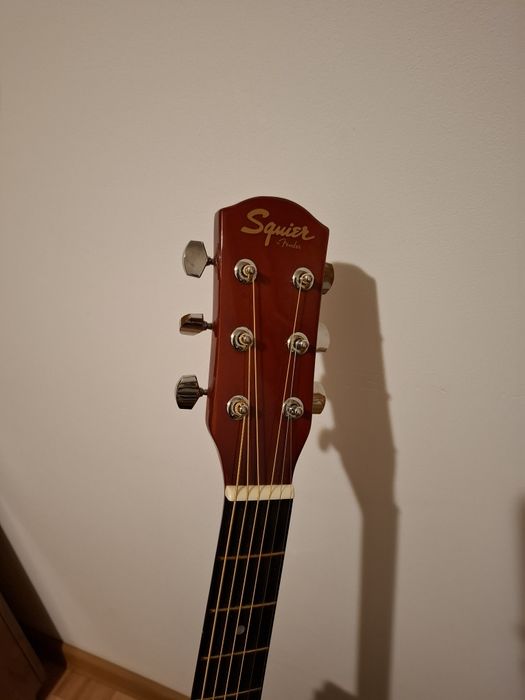 Chitară acustică Squier