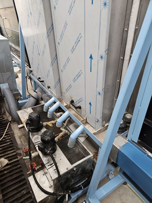 Masina de spalat geamuri termopane