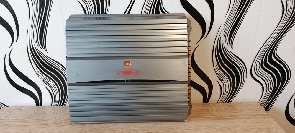 Усилвател JBL DA3504