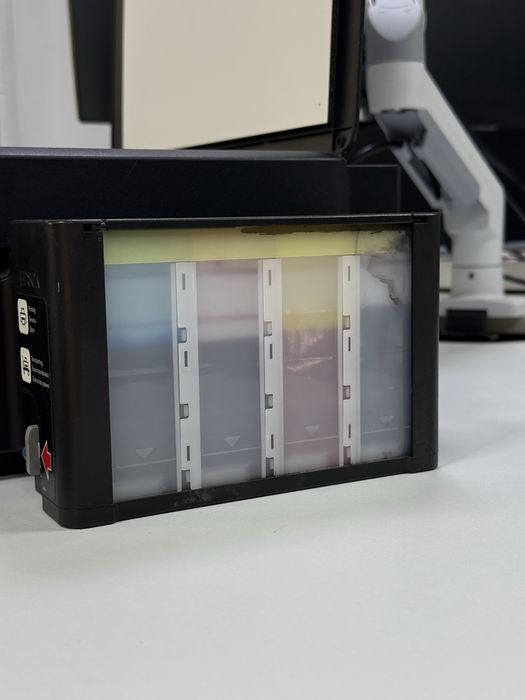 Epson l210 продаю