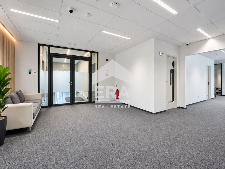 Дава се под наем Офис в София, Полигона - 1163 кв.м за 14525 € - Снимка #10