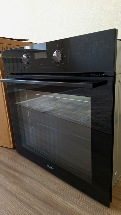 Продам духовой шкаф Haier духовка новая