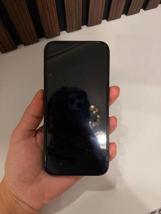 Продам айфон 13 128gb