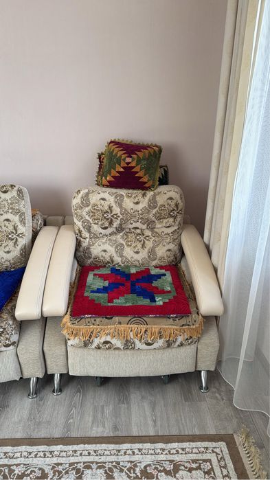 Кресло в зал раскладывается