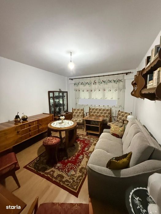 Garsoniera confort sporit in bloc de apartamente, G. Enescu