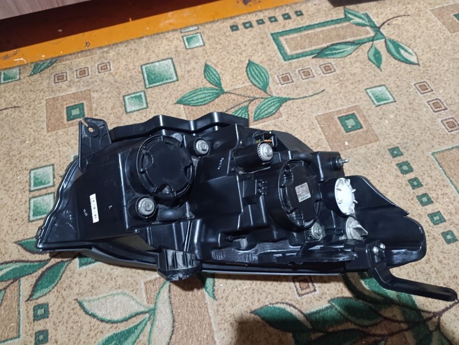 Фары на ssang Yong Actyon