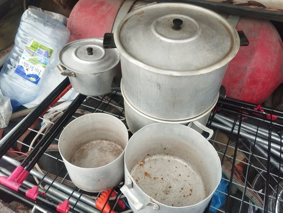 Продаётса кастрюля монтаварка за 180000 тисяч сум